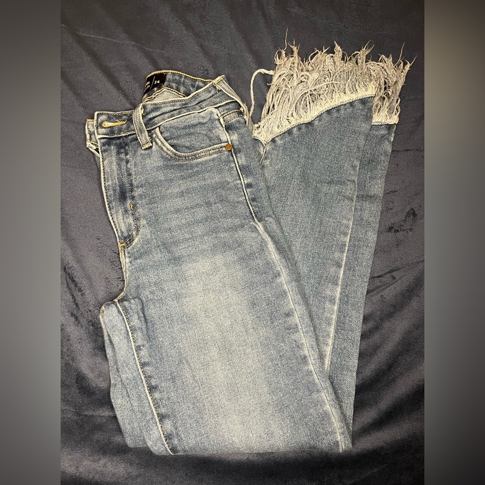 Just Black Denim Skinny jean size 24